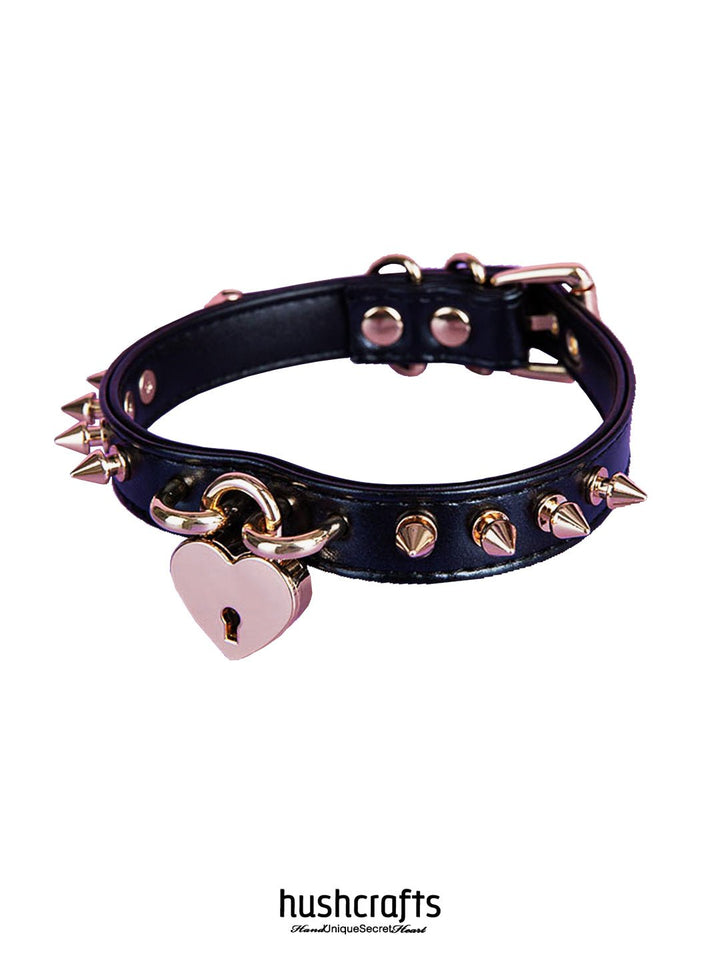 HushCrafts Collar - "Sweet heart Lock" - hushcrafts