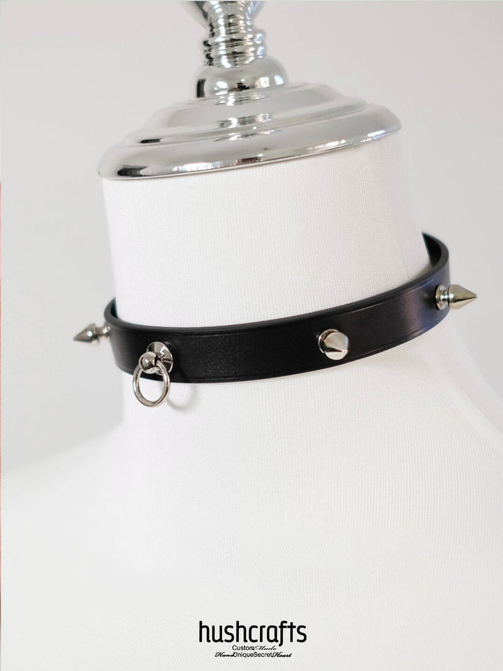 HUSHCRAFTS® Spiked Leather Day Collar - hushcrafts