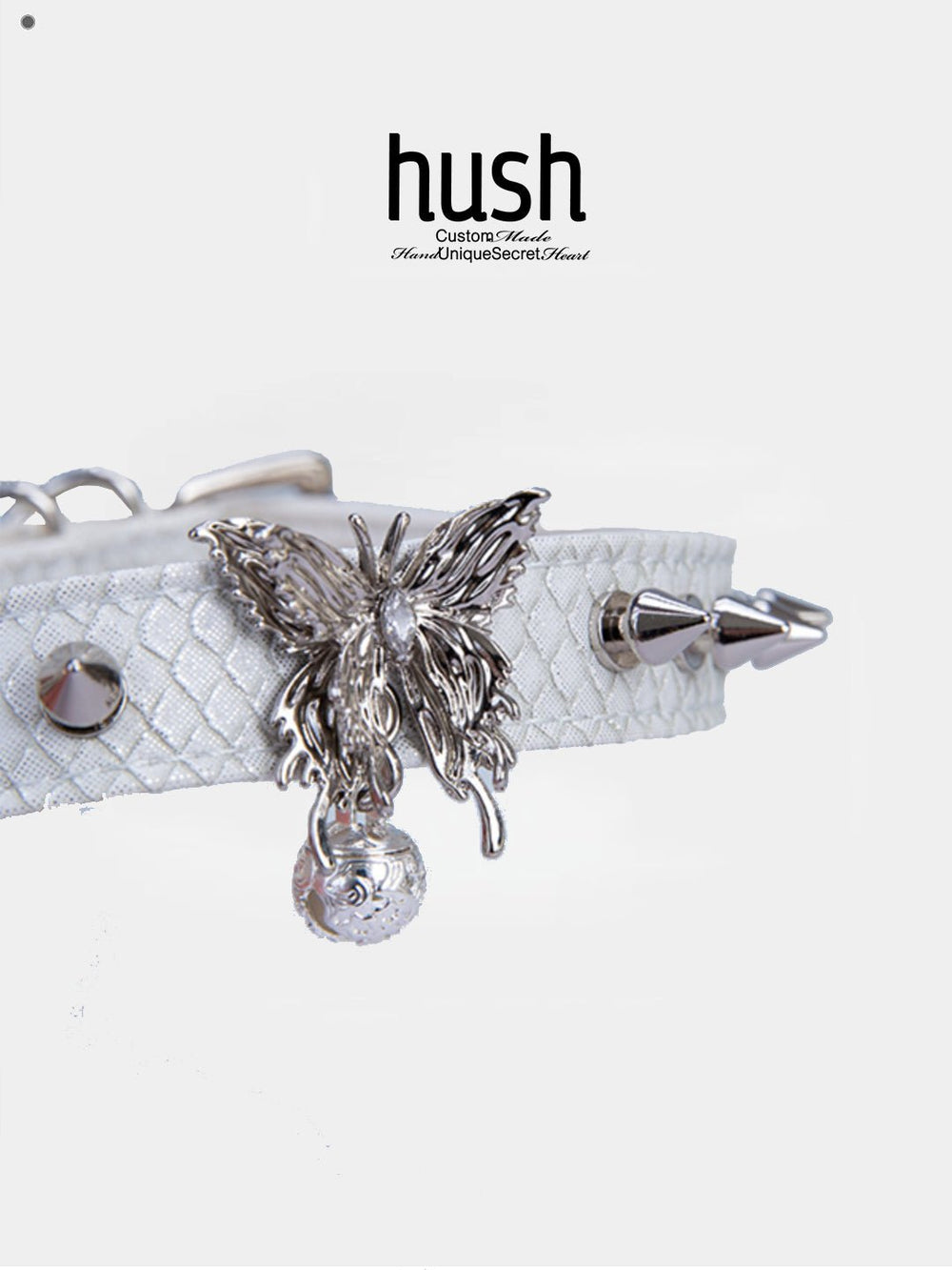 Punk choker collar for women with vegan leather and butterfly metal parts - Available with different types of charms and colors - Hush