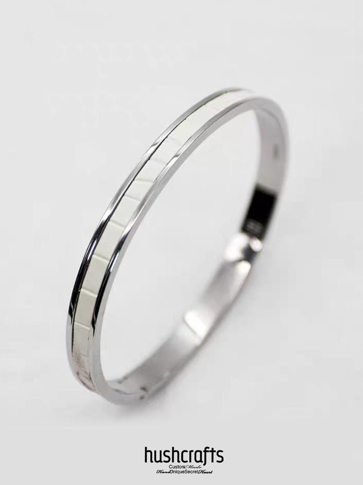Silver Ripple Bangle - Alligator - hushcrafts