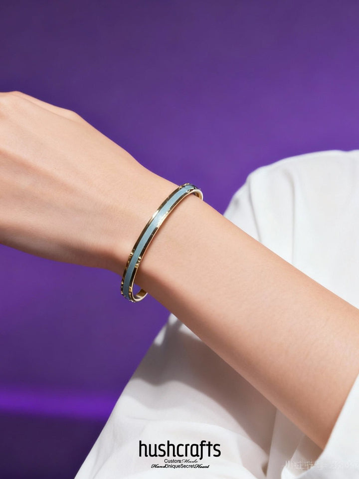 Silver Twilight Gleam Bangle – Lizard - hushcrafts