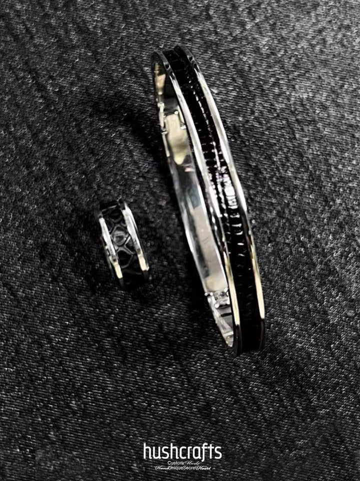 Silver Twilight Gleam Bangle – Lizard - hushcrafts