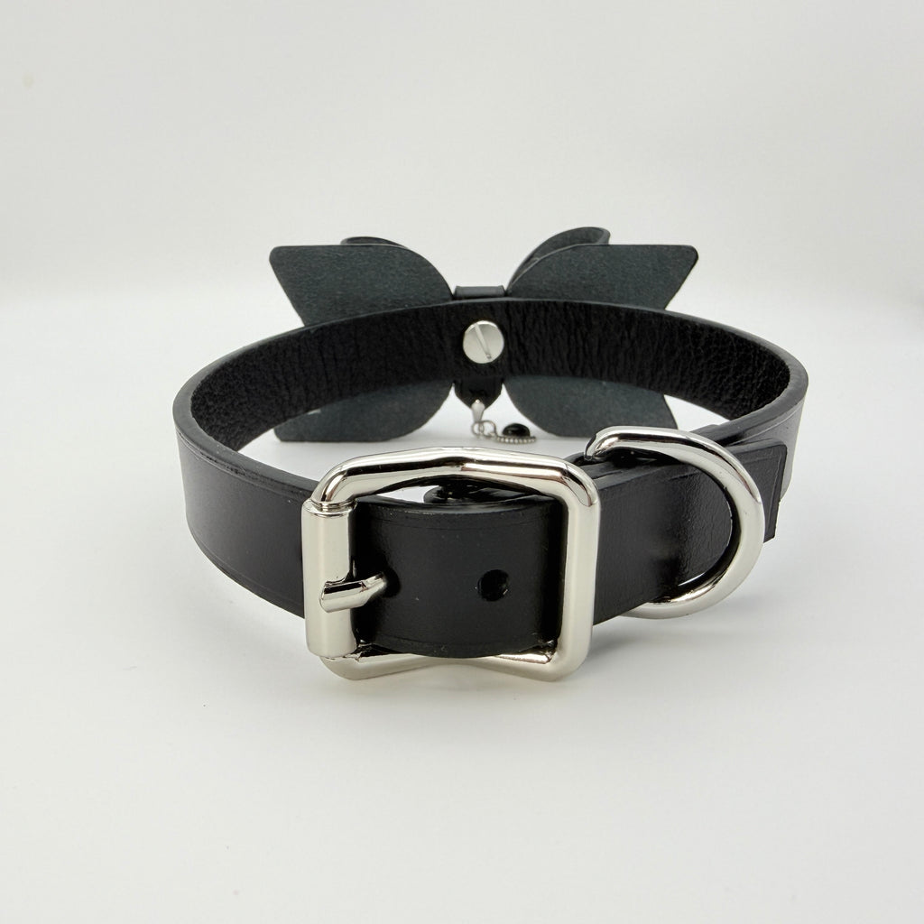 Dark Tender – Leather Bow Choker with Heart Charm | Hushcrafts®