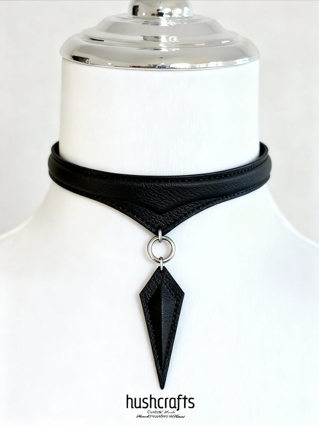 Obsidian Shard Choker Hover Image