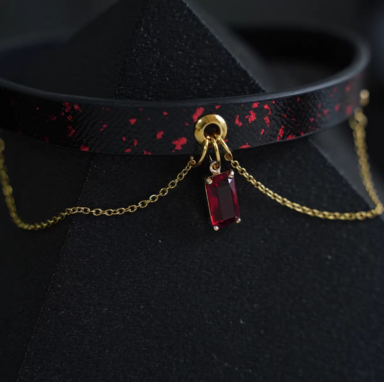 The Cruor Collar