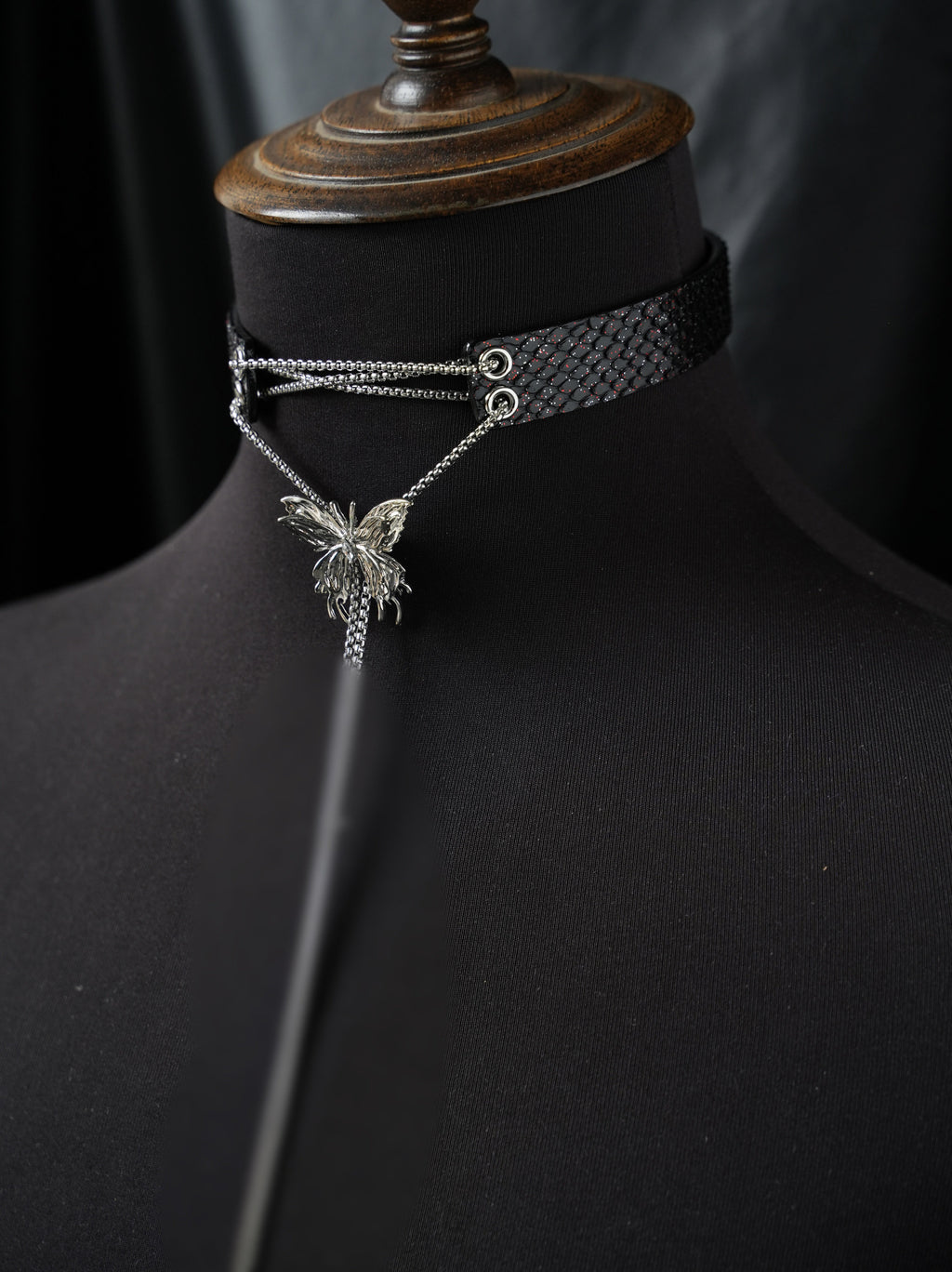 The Chrysalis Collar