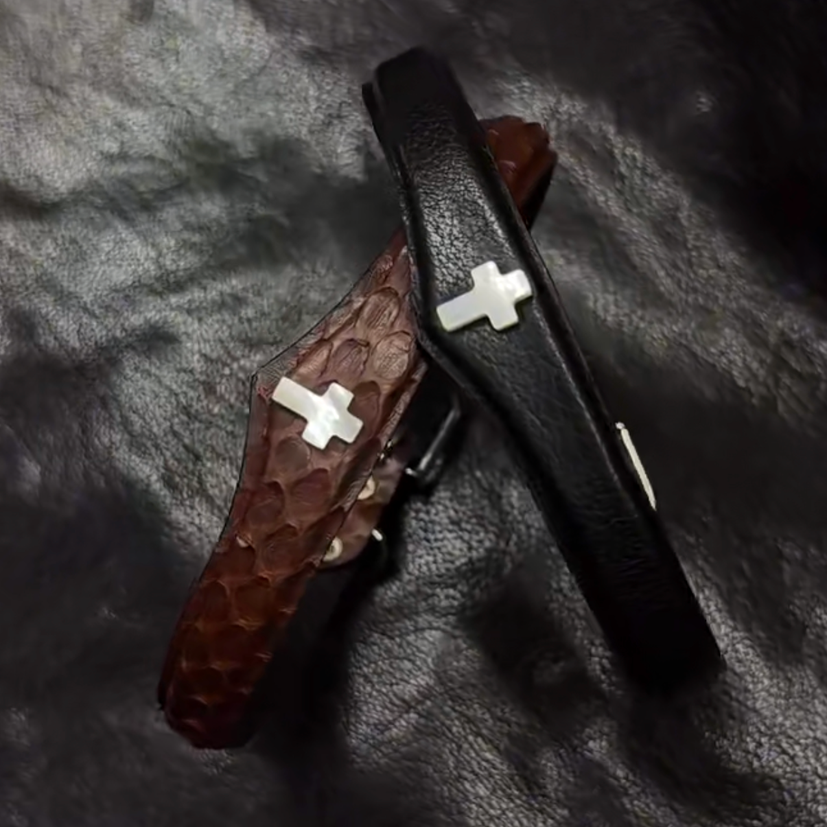 The Relic – Leather Choker with Cross | Hushcrafts®