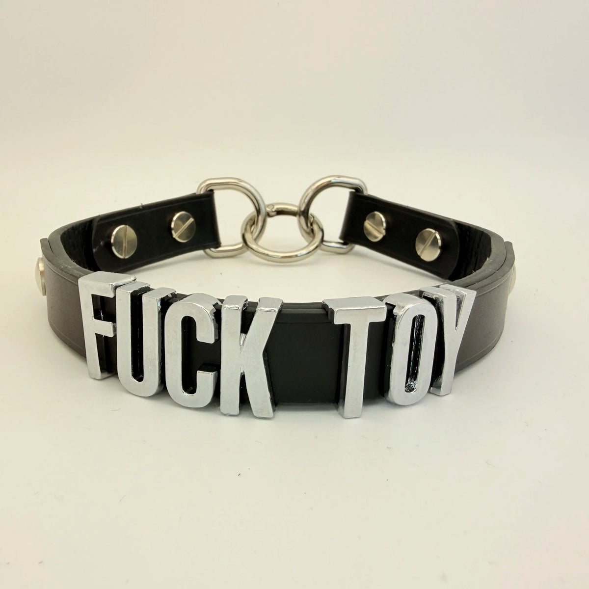 Spelled Out – Custom Letter Leather Collar with O-Rings | Hushcrafts®