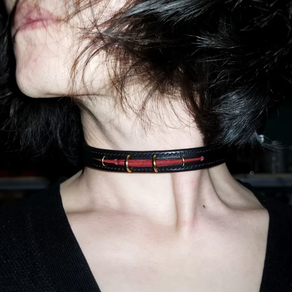 The Wound That Stays – Hand-Stitched Leather Choker with Open Seam | Hushcrafts®
