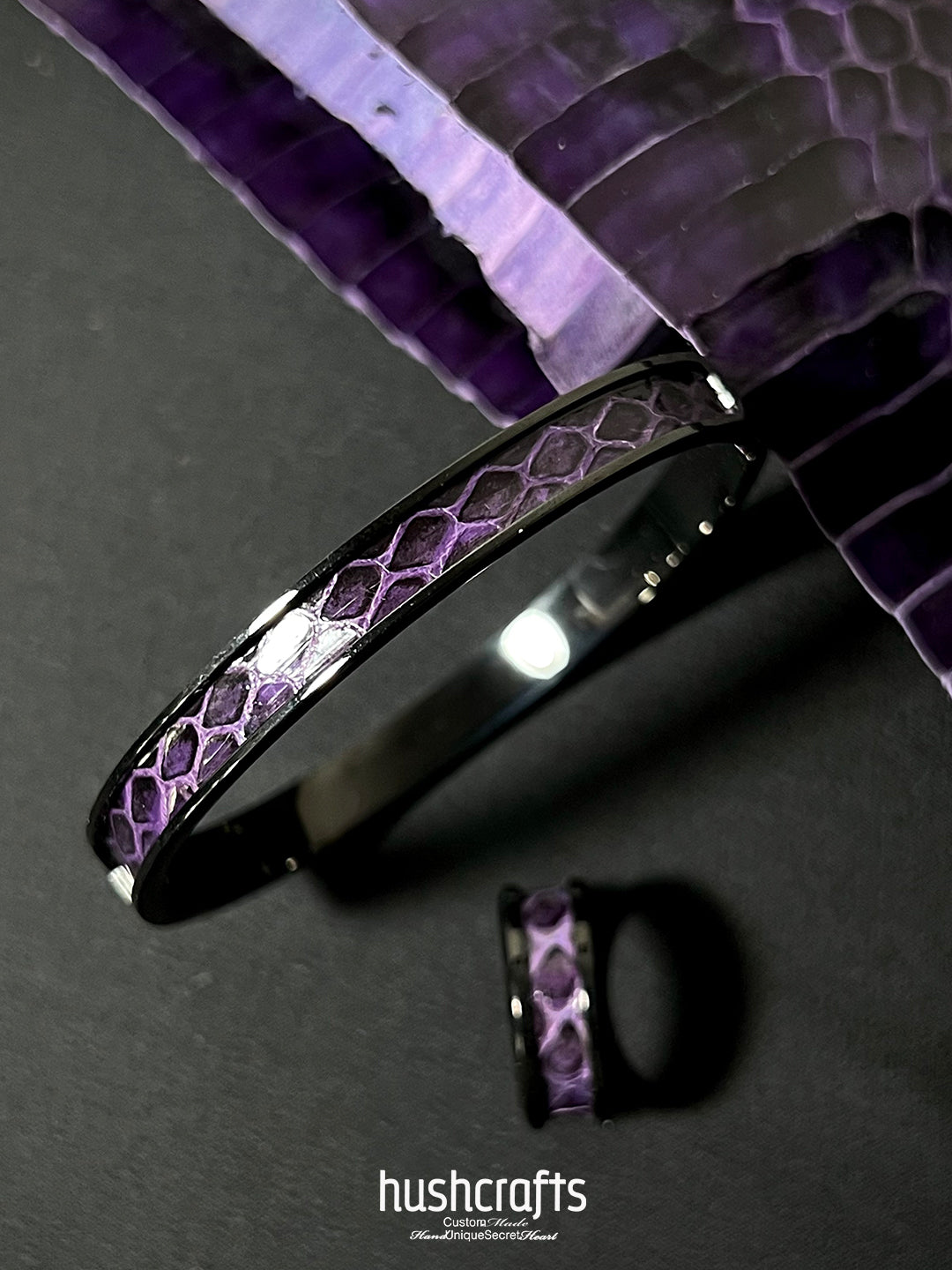 Schmales Krokodillederarmband „Petite Croc“
