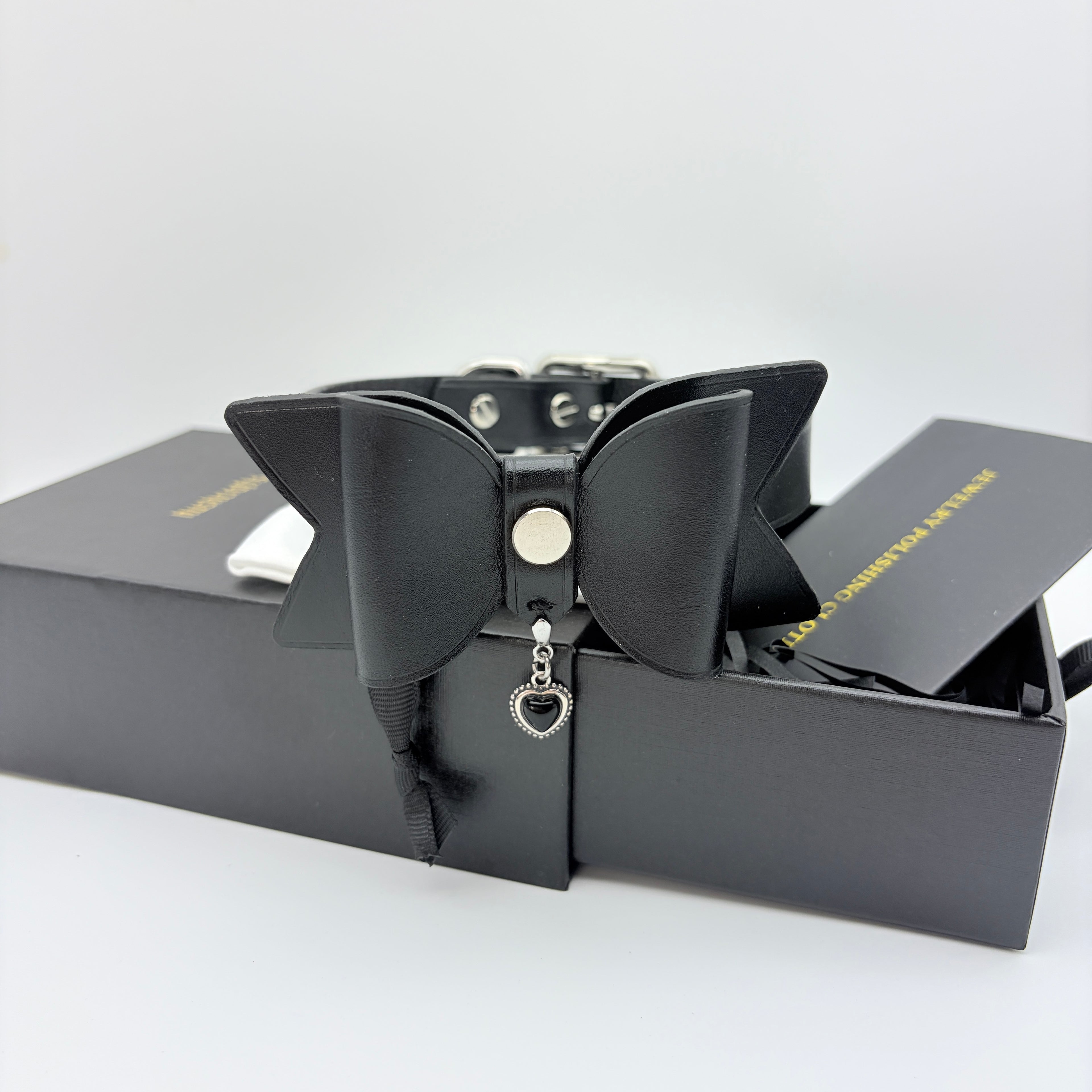 Dark Tender – Leather Bow Choker with Heart Charm | Hushcrafts®