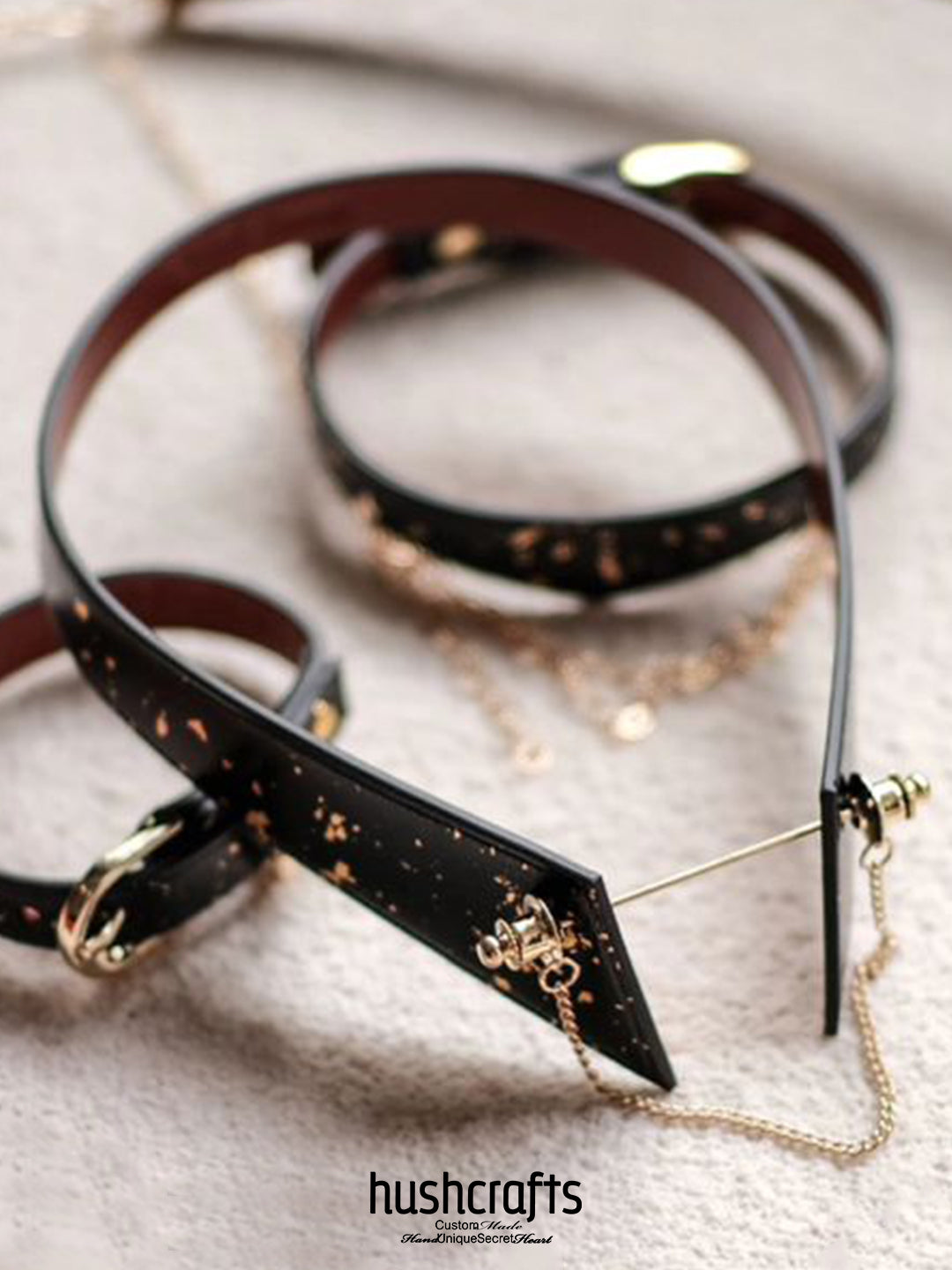 HushCrafts® Collar- "Elegant"