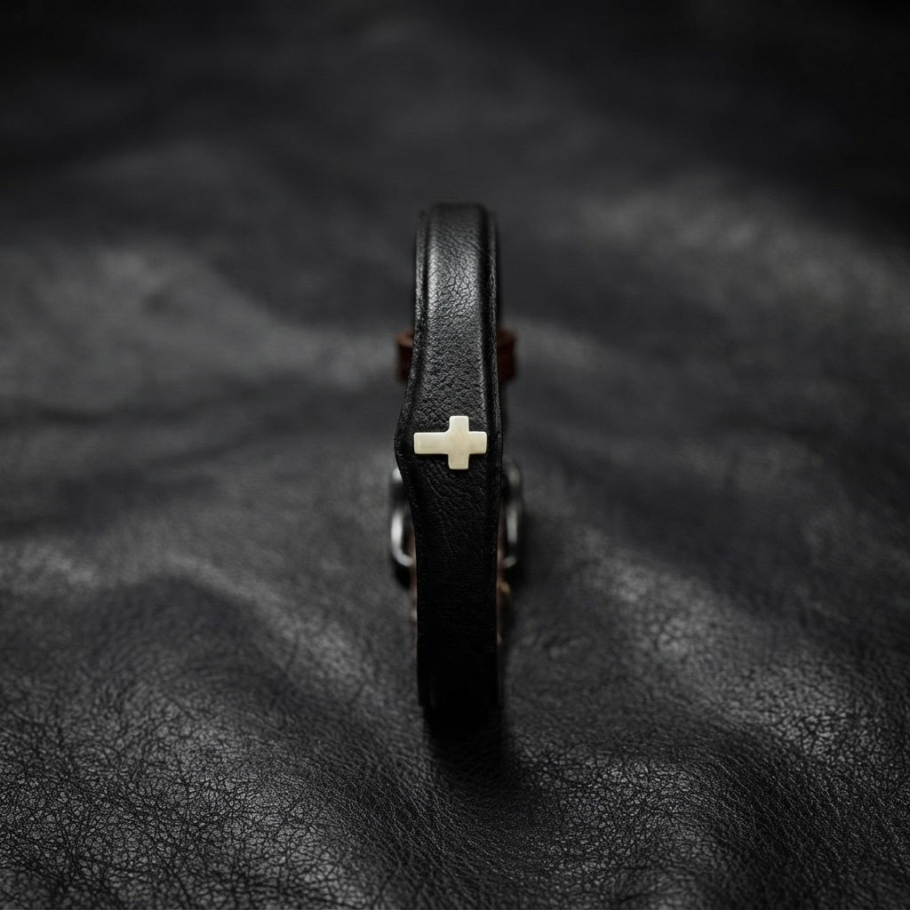 The Relic – Leather Choker with Cross | Hushcrafts®