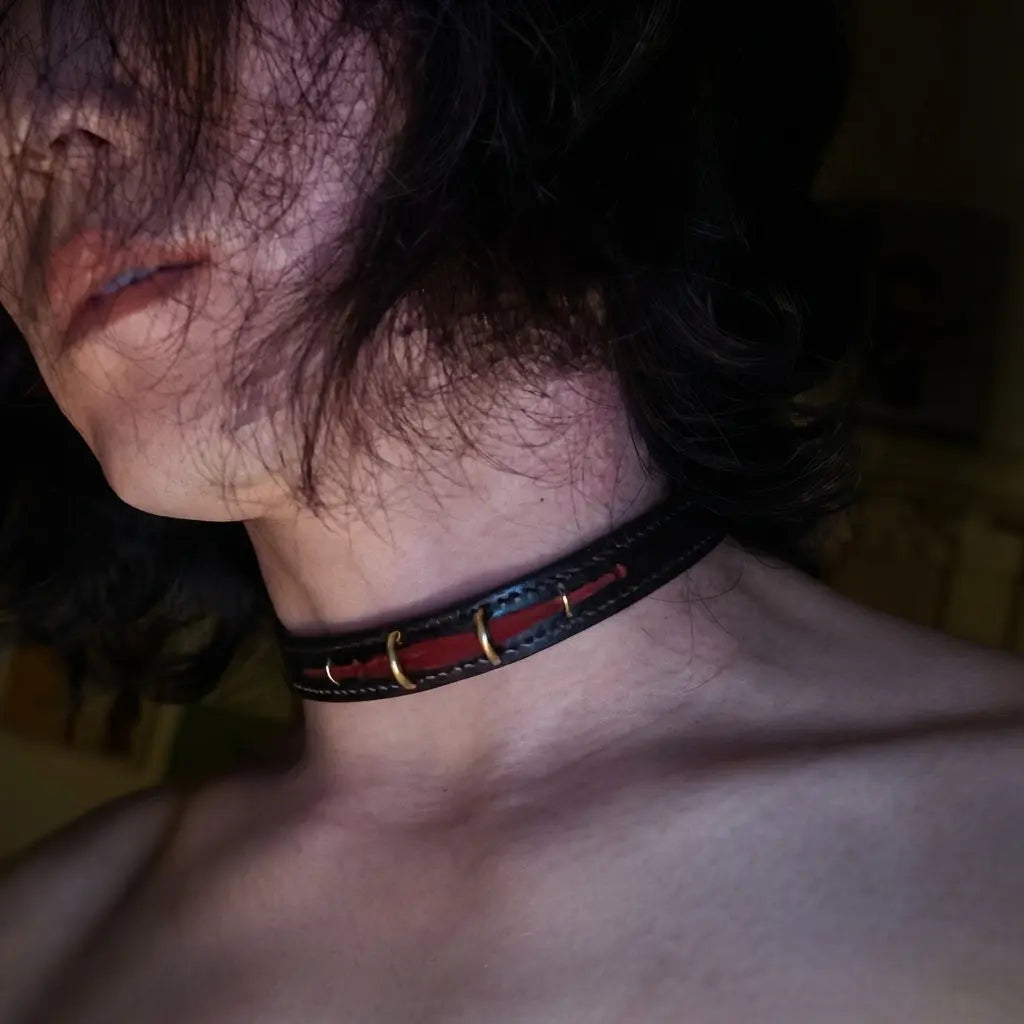 The Wound That Stays – Hand-Stitched Leather Choker with Open Seam | Hushcrafts®