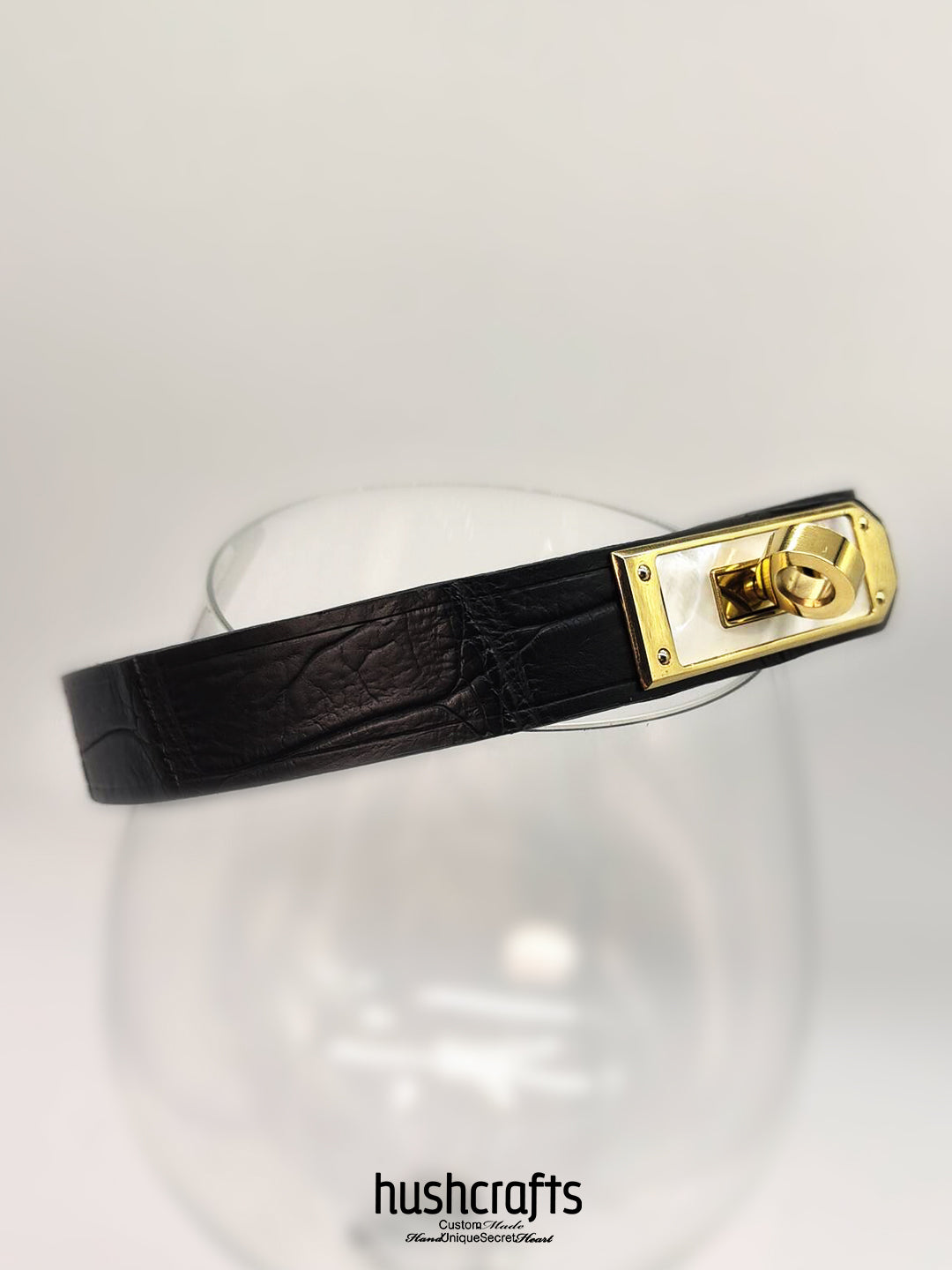 Hushcrafts Nile Crocodile Leather Collar & Bracelet Set1