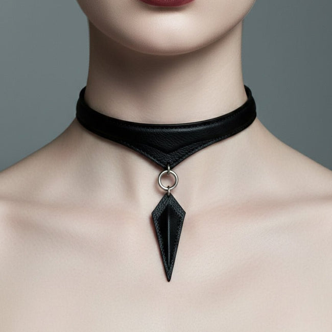 Obsidian Shard Choker – Black Leather V-Cut Pendant Choker | Hushcrafts® Main Image