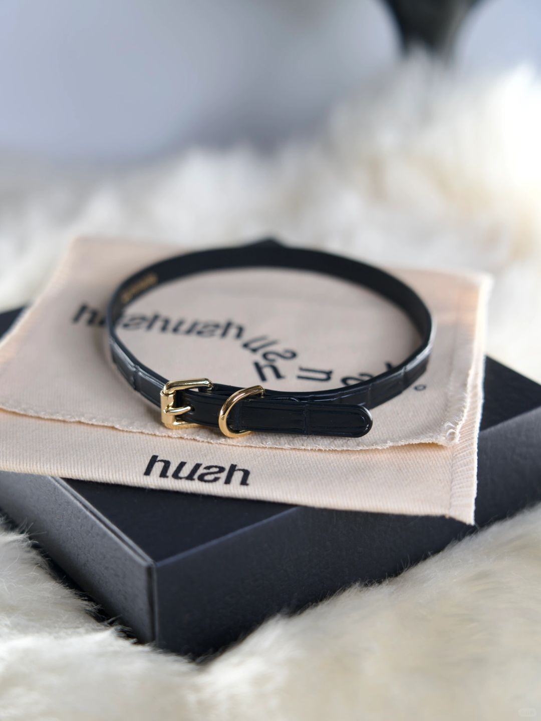 Black collar featuring a sleek day collar design by HushCrafts. A sophisticated and stylish accessory, perfect for those seeking a minimalist yet bold look in alternative fashion.