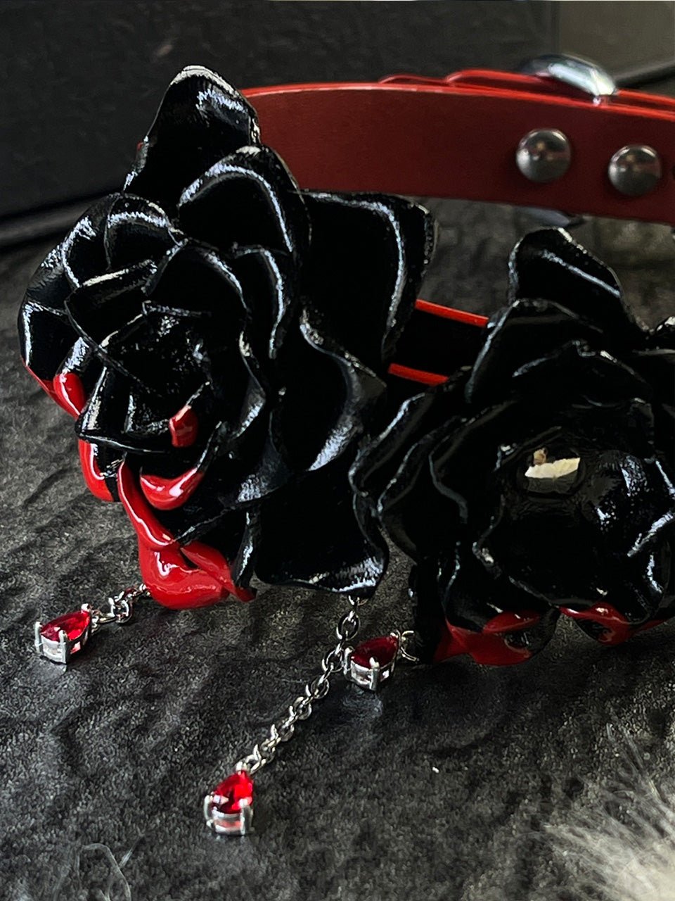 "blood Roses" Custom Size Women Handcrafted Choker With Cowhide Leather - Hush