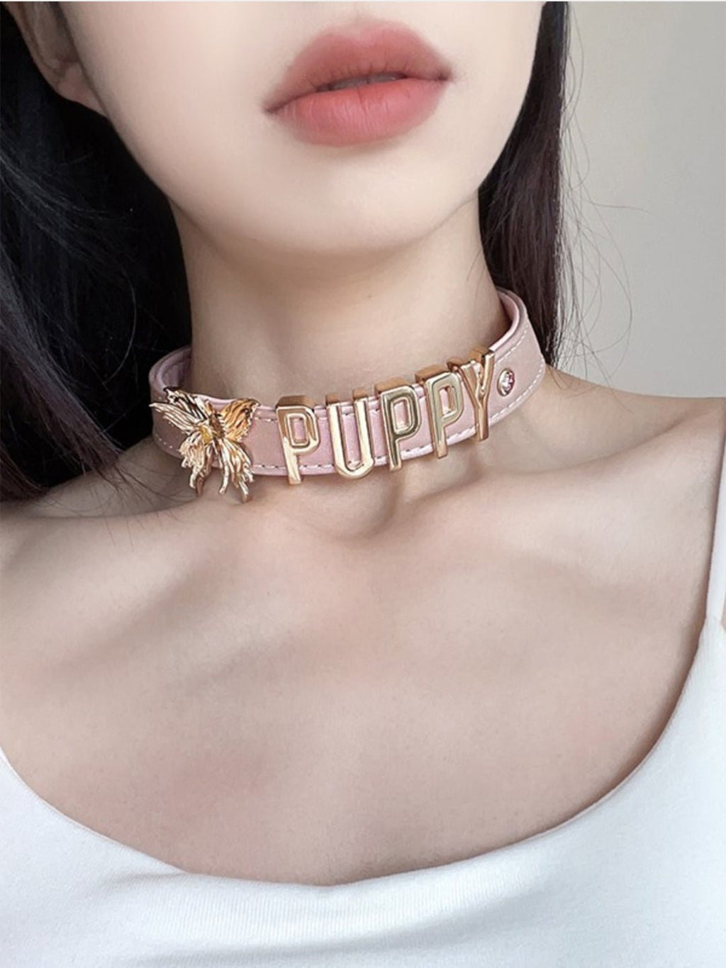 Butterfly choker collar for women with leather and custom words - Available with different types of charms and colors - Hush