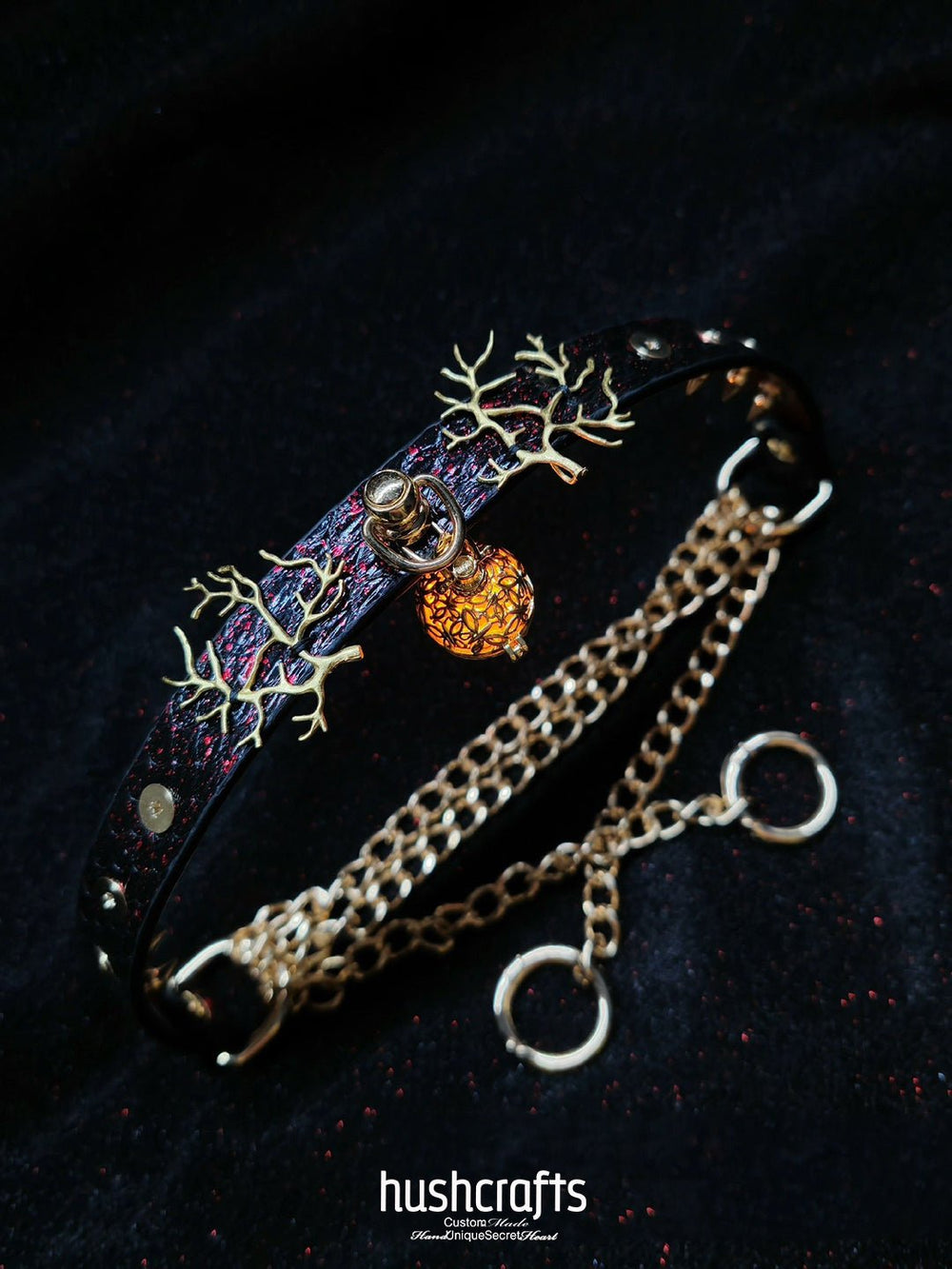 Christmas Reindeer P Choker with Studs - hushcrafts