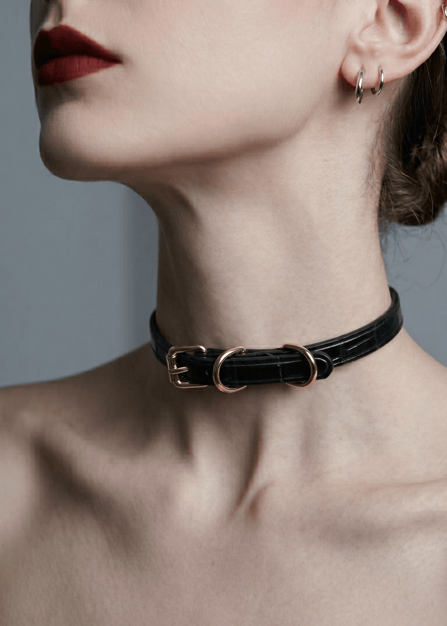 „Dual Essence“ Krokodilleder-Halsband und Armband Main Image