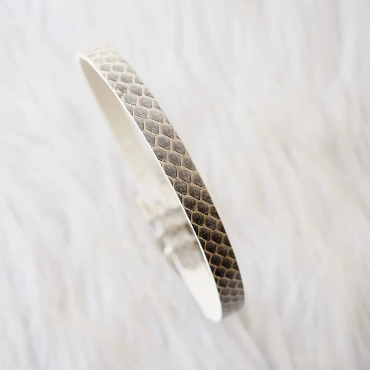 EchoWave II – Snakeskin LED Choker & Bracelet, Custom Engraving | Hushcrafts® - Hushcrafts LLC
