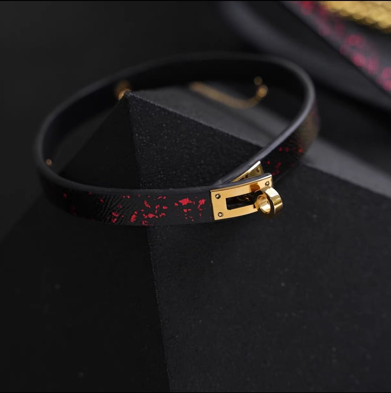 "Enchanted Lock" Choker - Kelly Buckle, Luxury Edition - Hushcrafts LLC
