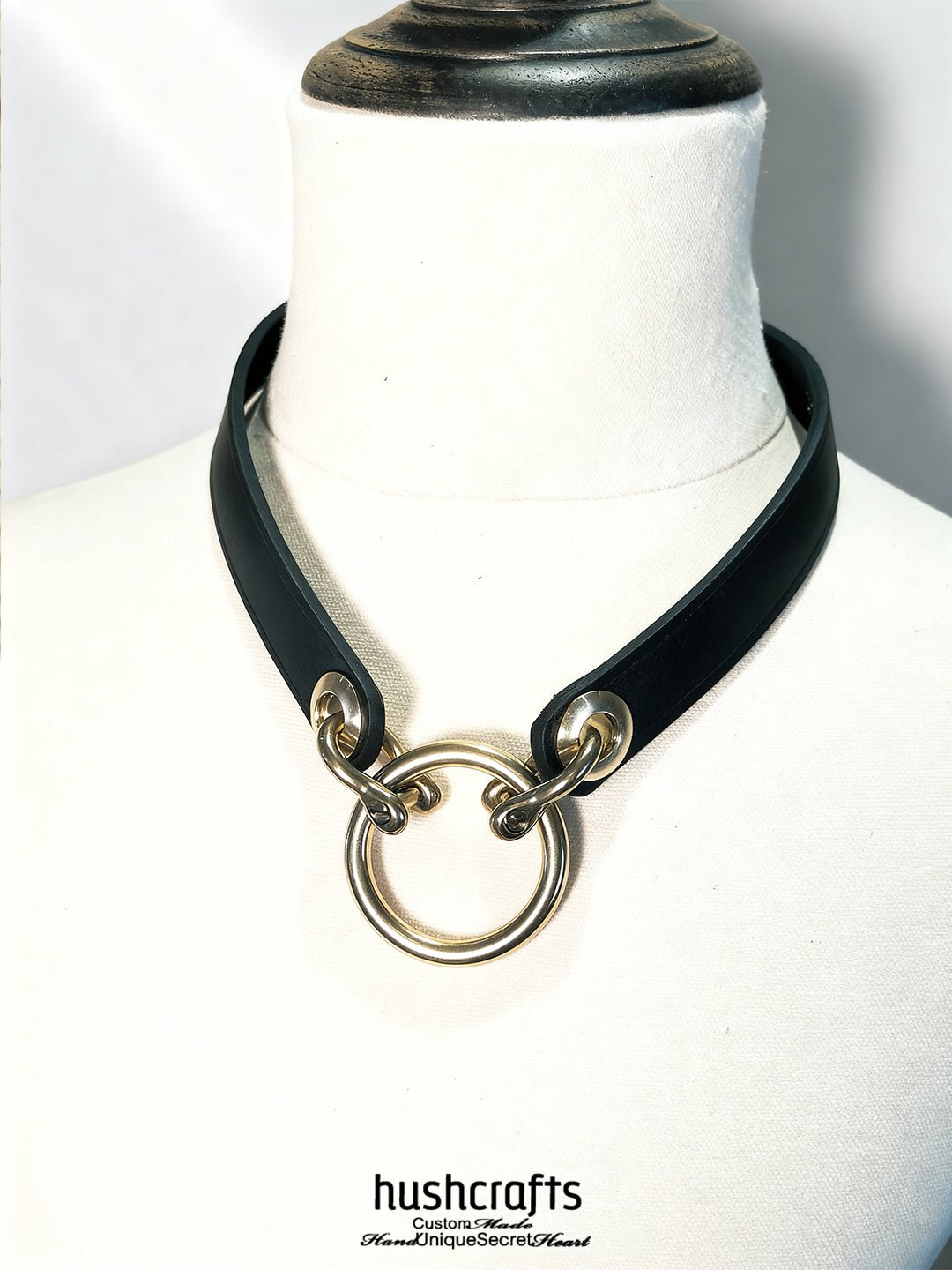 "Gilded Ring" Leather Choker Collar - hushcrafts