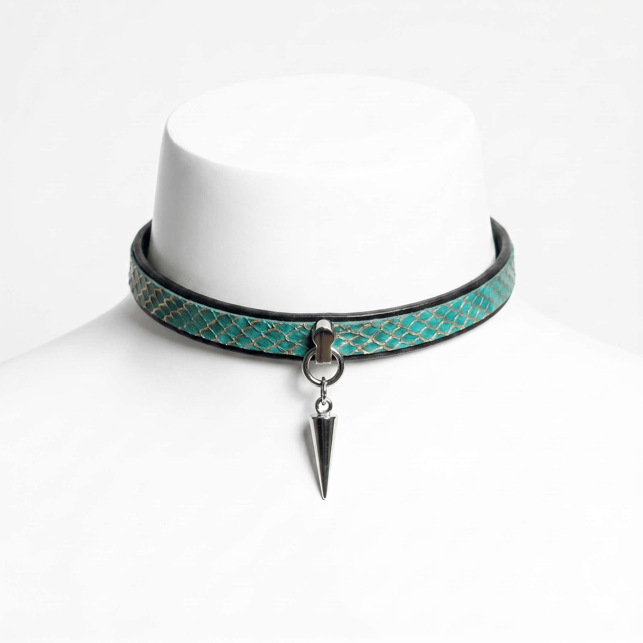 Glacial Choker – Sustainable Salmon Leather Choker with Spike Pendant | Hushcrafts® - Hushcrafts LLC