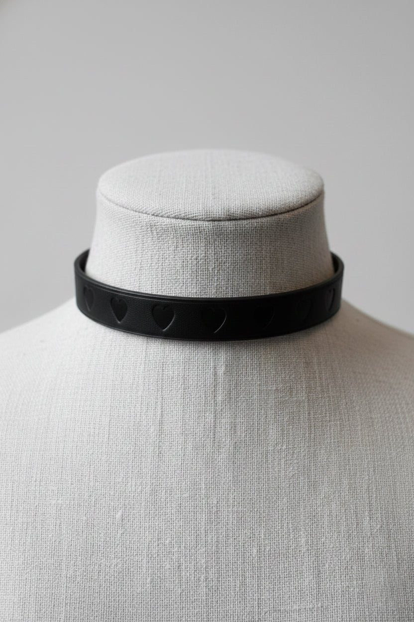 "Heartline Elegance" Leather Choker - Hushcrafts LLC