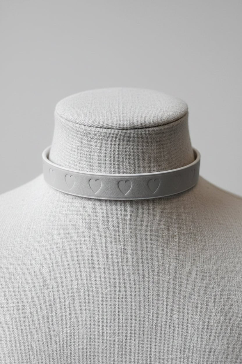 "Heartline Elegance" Leather Choker - Hushcrafts LLC