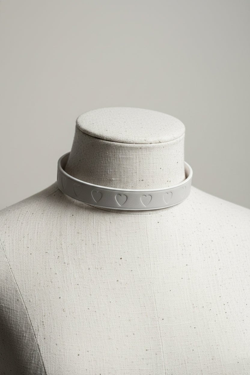 "Heartline Elegance" Leather Choker - Hushcrafts LLC