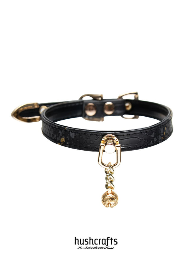 HushCrafts Halsband - "Schlangenanhänger" Main Image