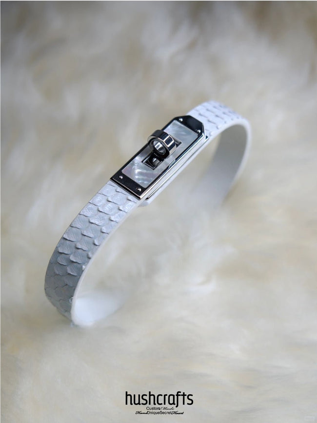 Hushcrafts®Collar- "Kelly Serpent" Main Image