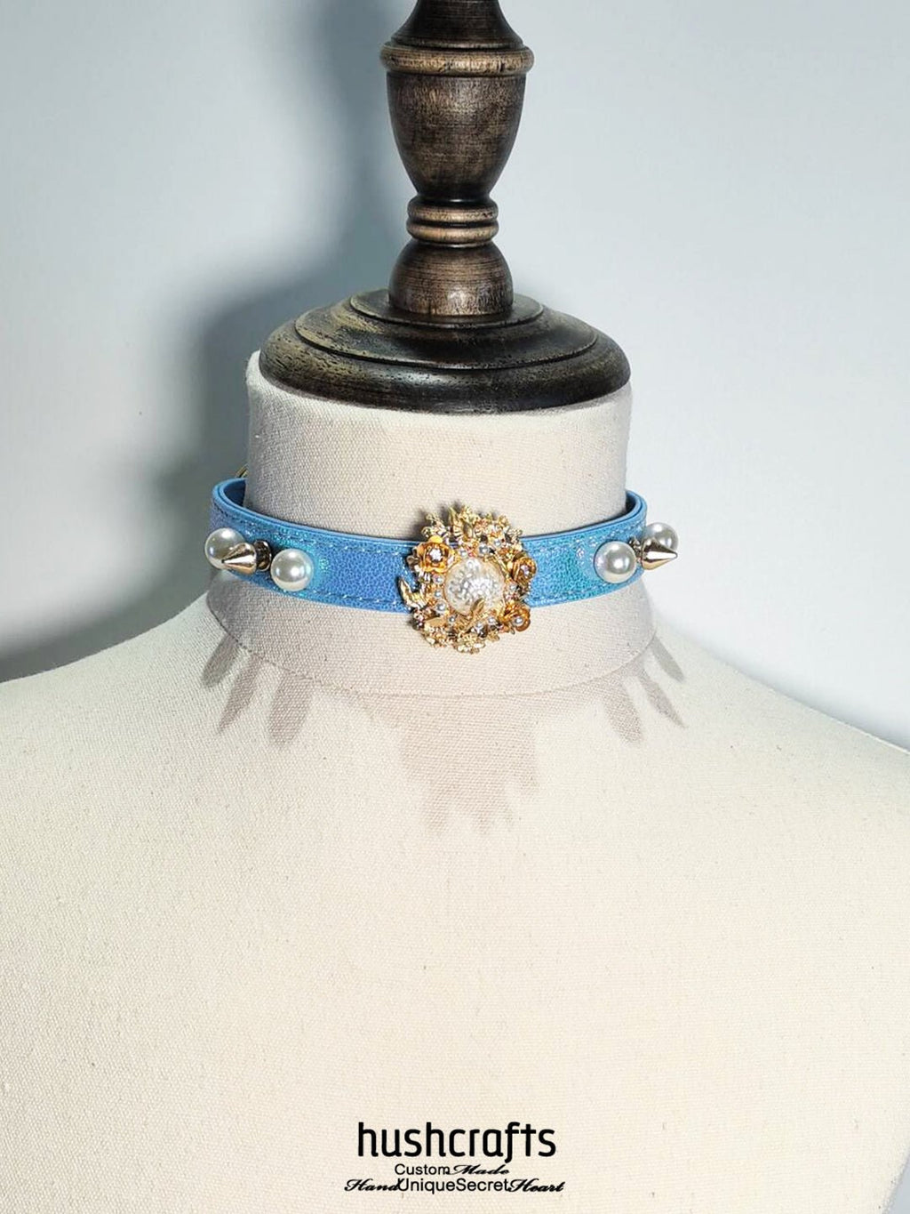 "Laureline" Daytime Collar - hushcrafts