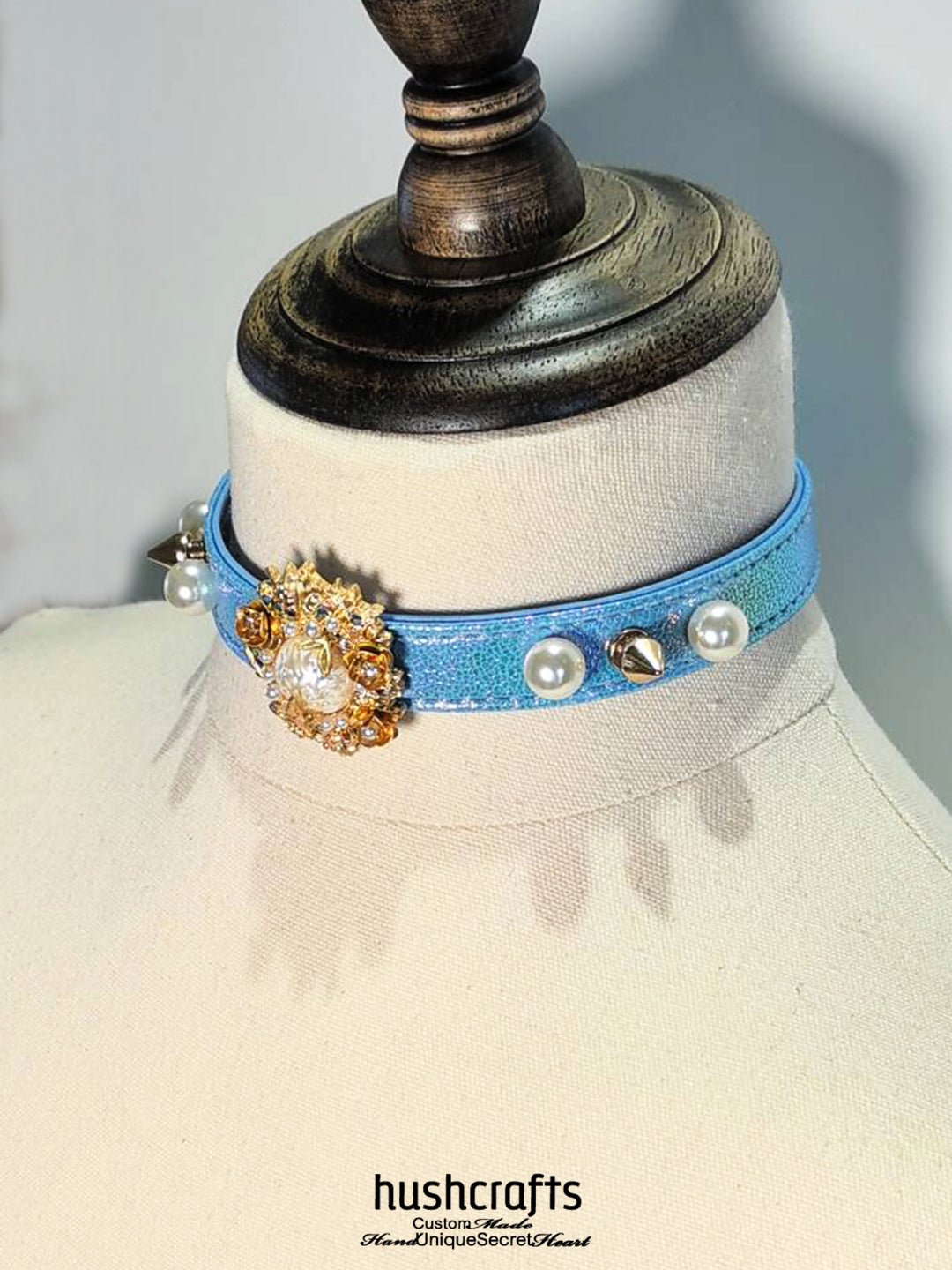 "Laureline" Daytime Collar - hushcrafts