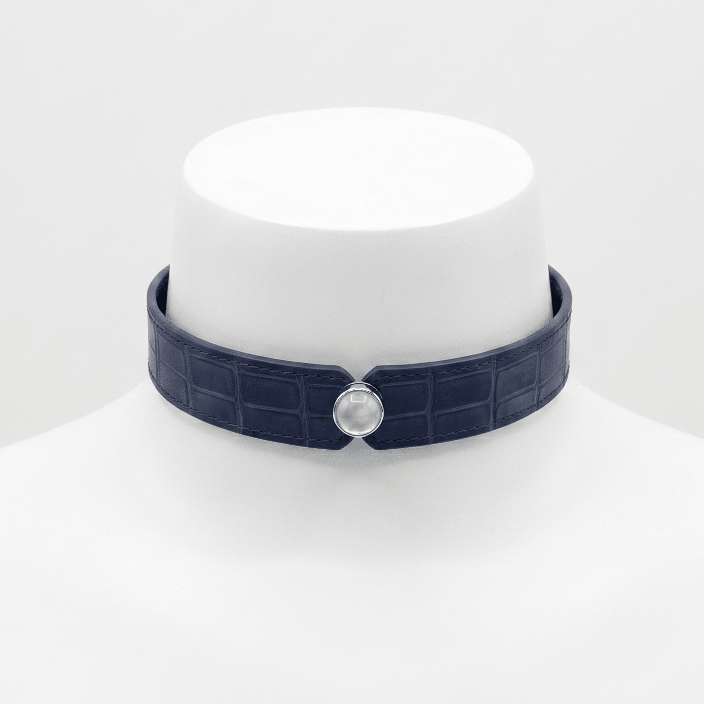 Lunar Gem Collar – Nile Crocodile Leather with Moonstone & 925 Sterling Silver Setting | Hushcrafts® - Hushcrafts LLC