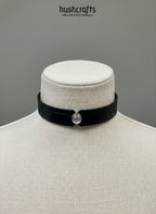 "LUNAR GEM" Crocodile Collar with 925 Silver Setting - Hushcrafts LLC