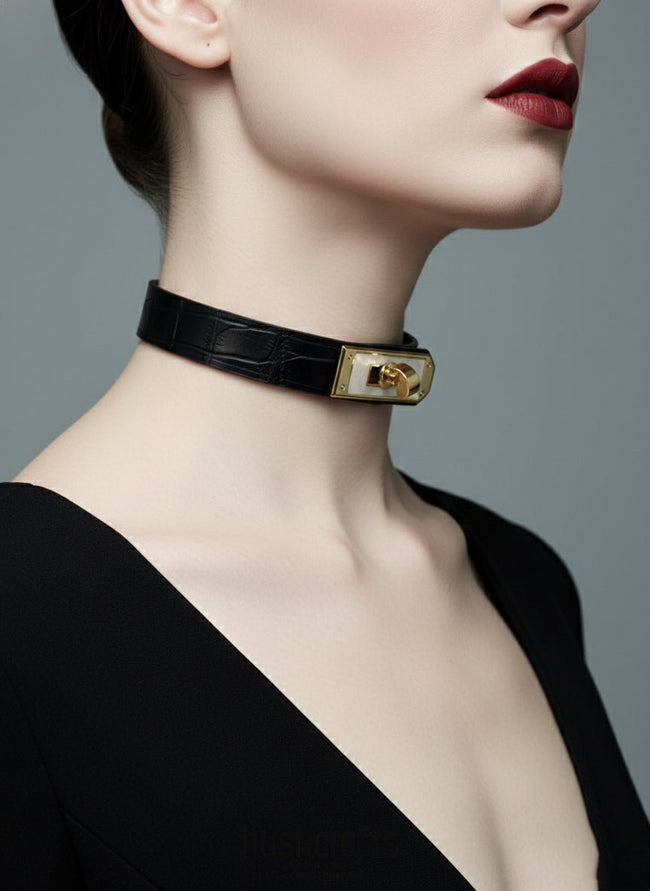 Nile Crocodile Leather Collar & Bracelet Set - Hushcrafts LLC Hover Image