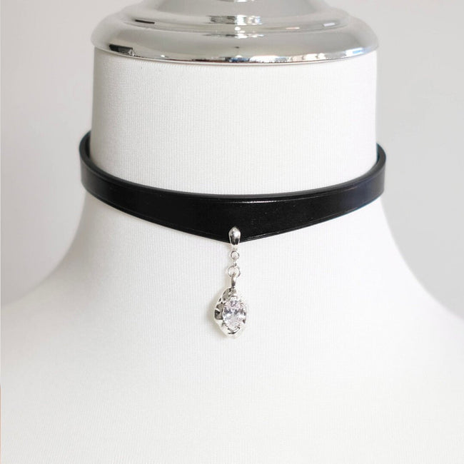 Nocturne Teardrop Choker - Hushcrafts LLC Hover Image