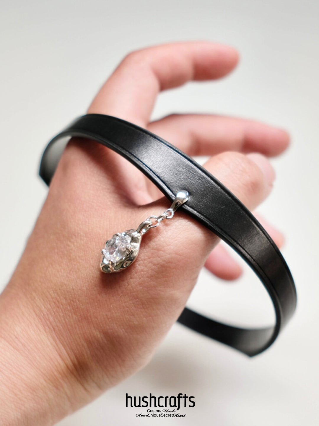 Nocturne Teardrop Choker - Hushcrafts LLC