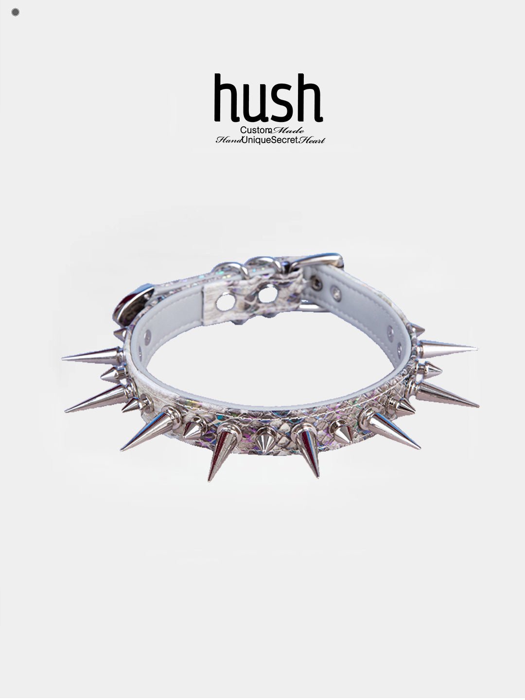 Punk choker collar for women with vegan snakeskin leather and rivet - Available with different types of charms and colors - Hush