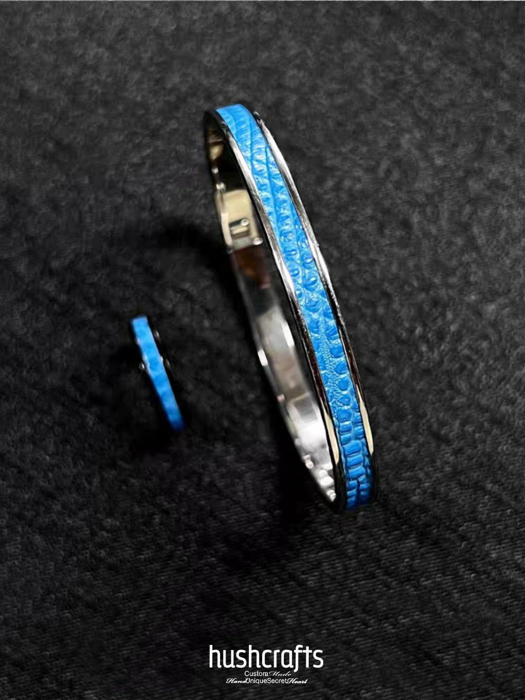 Silver Twilight Gleam Bangle – Lizard - hushcrafts