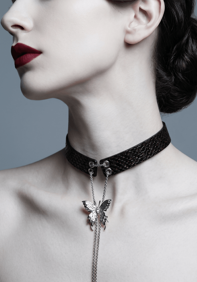 The Chrysalis Collar - Hushcrafts LLC Hover Image
