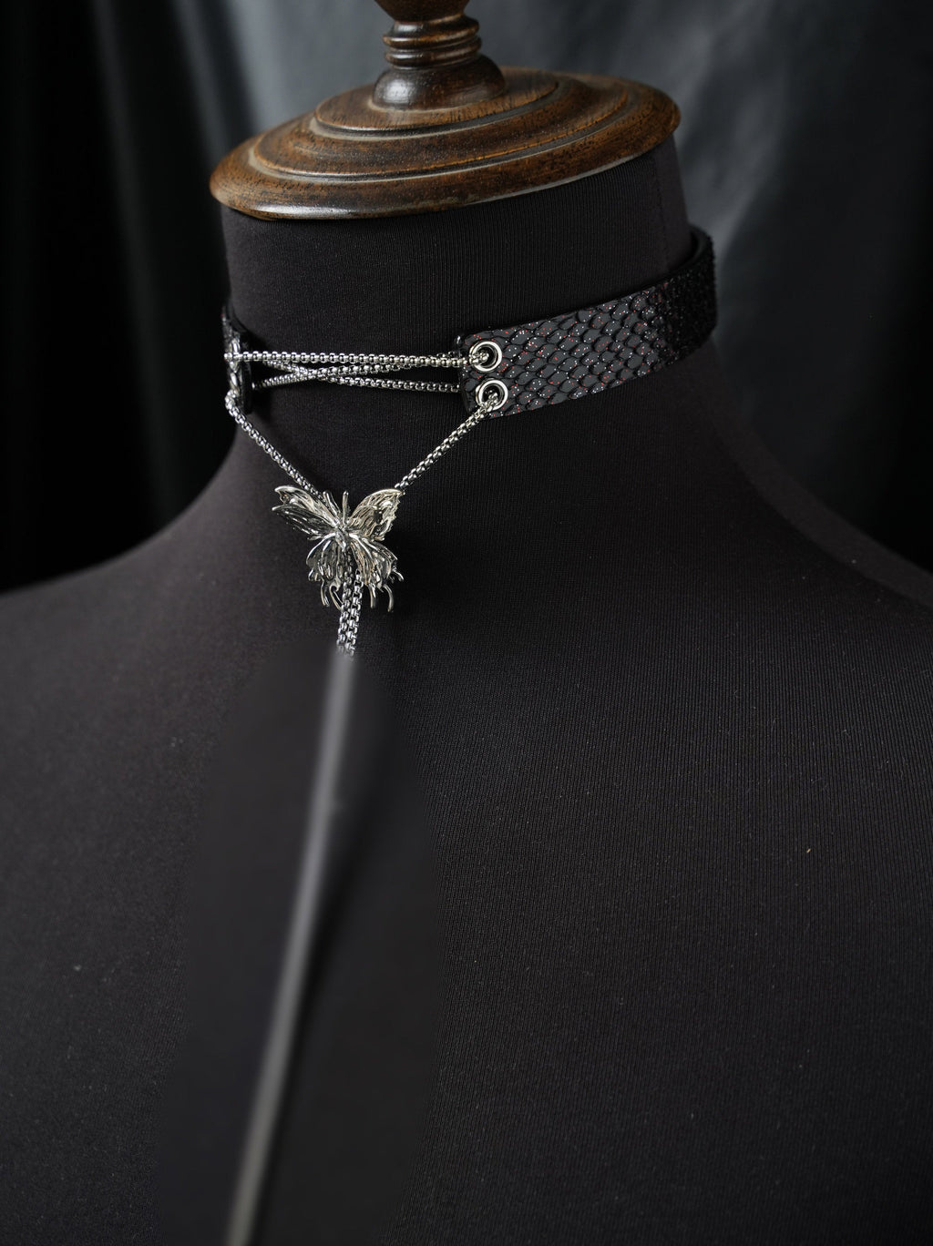 The Chrysalis Collar - Hushcrafts LLC