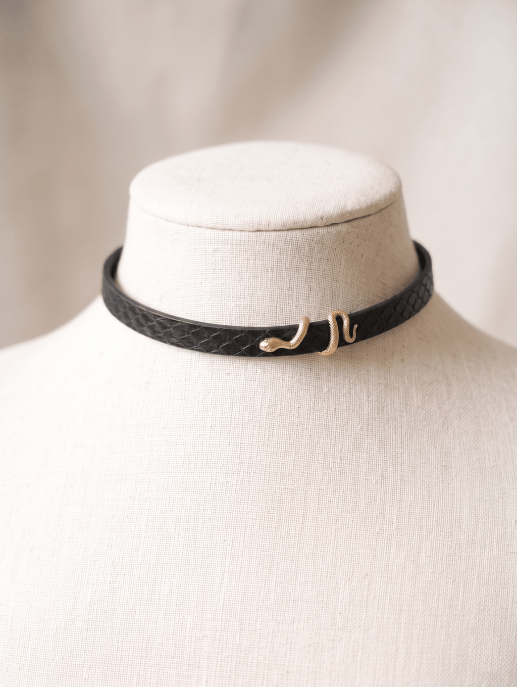 The Coil Collar - Hushcrafts LLC