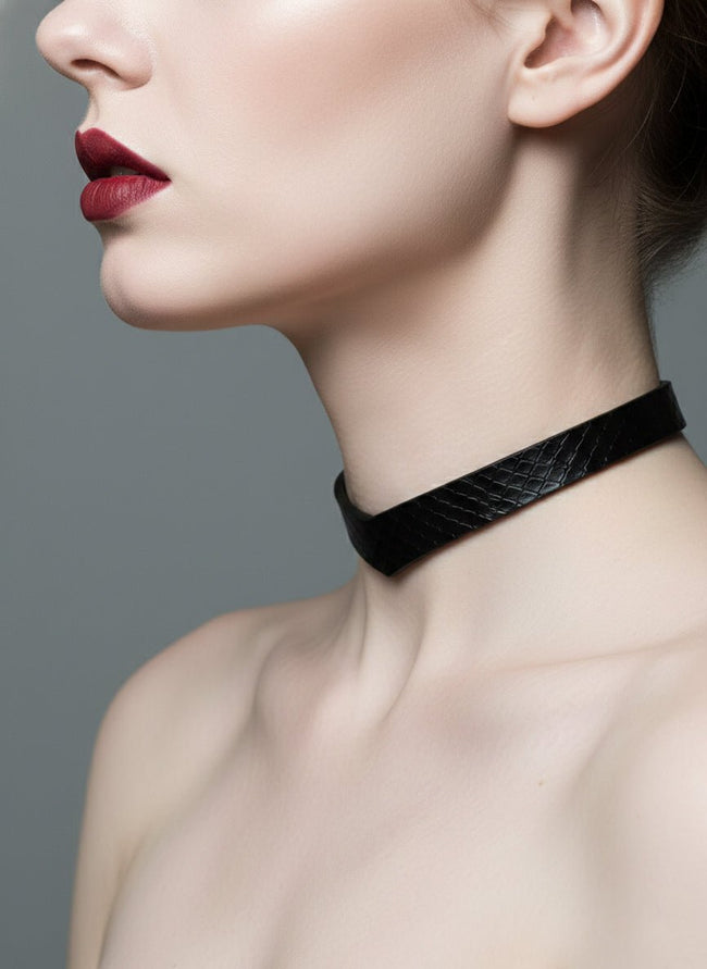 "Vanguard Collar" Daytime Collar - Hushcrafts LLC Hover Image