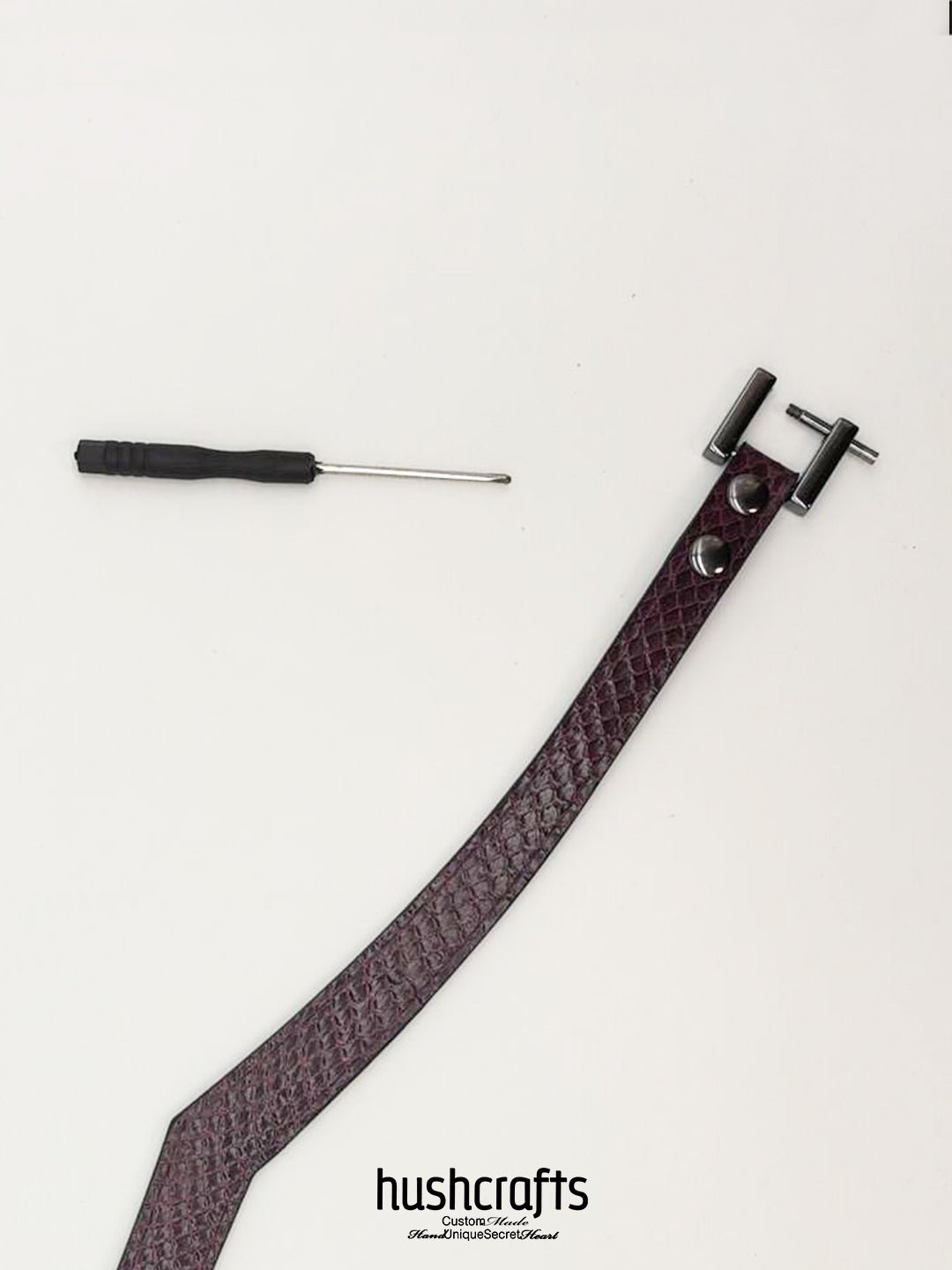 VANGUARD LOCKED Snake Leather Collar - hushcrafts