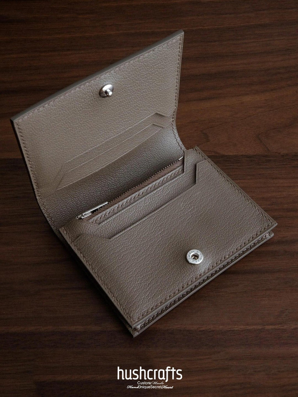 Wallet with Lock Clasp and Zipper - hushcrafts